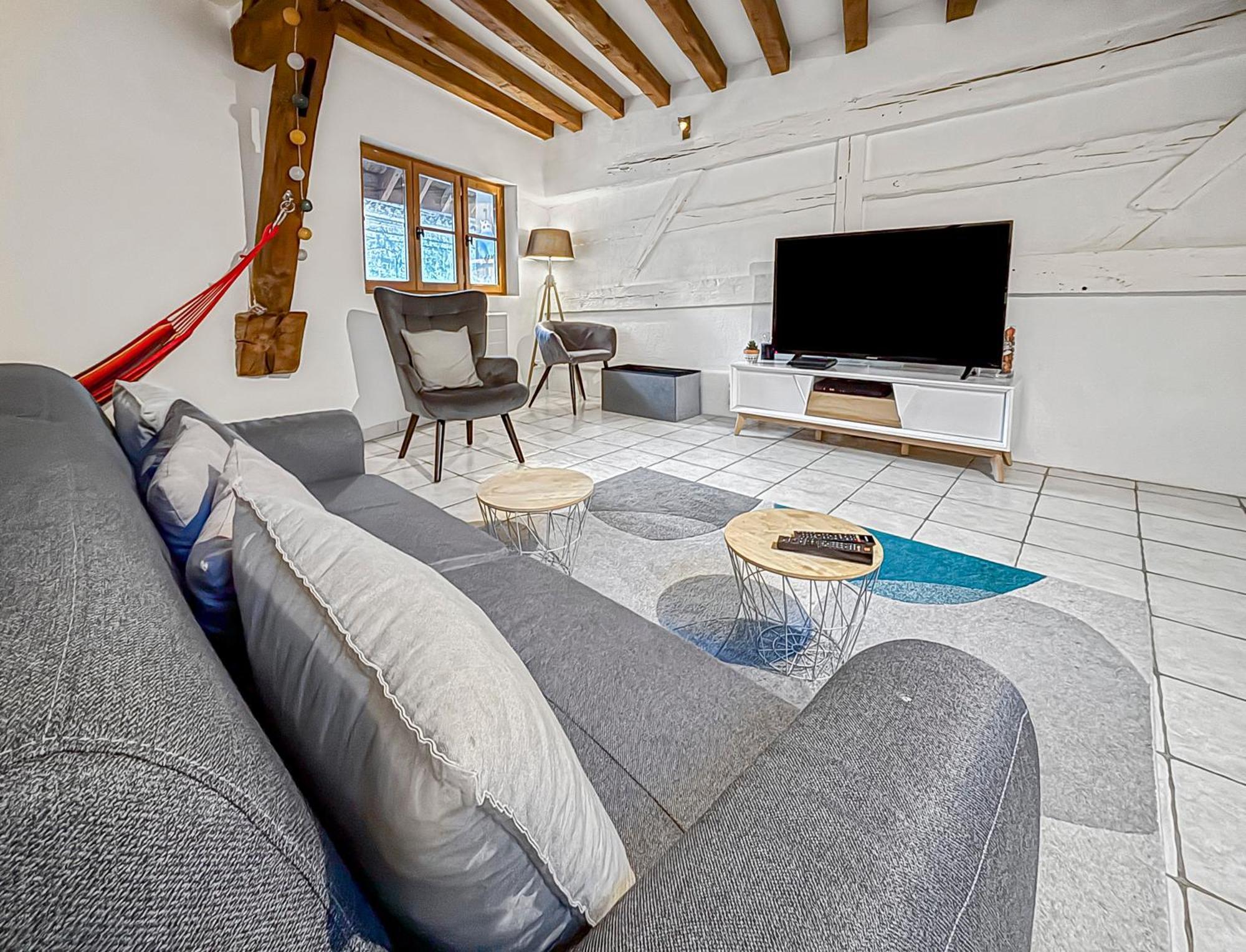 Spacieux & Lumineux Avec Smart Tv Et Wi-Fi Rapide Troyes Exterior photo