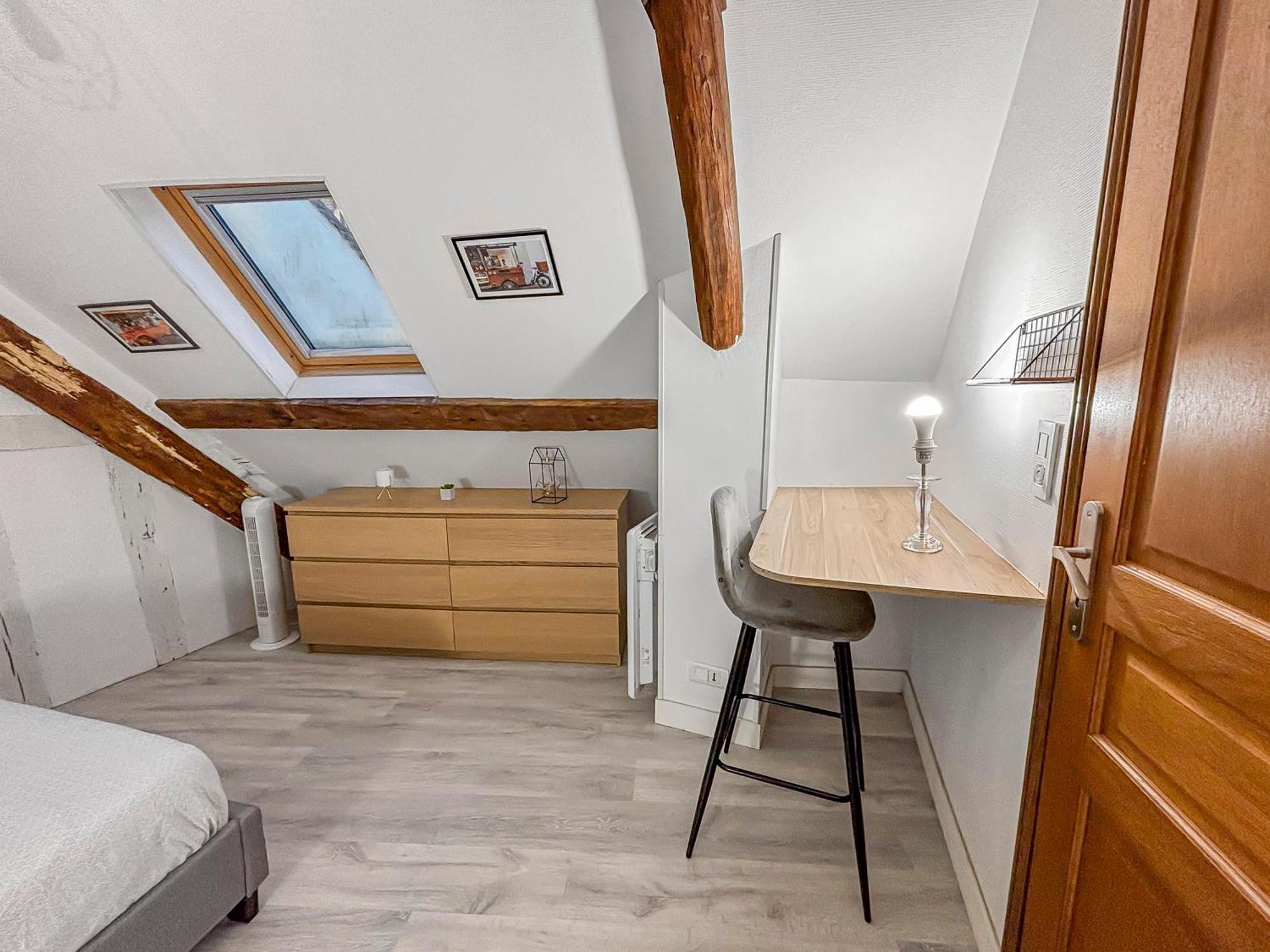 Spacieux & Lumineux Avec Smart Tv Et Wi-Fi Rapide Troyes Exterior photo