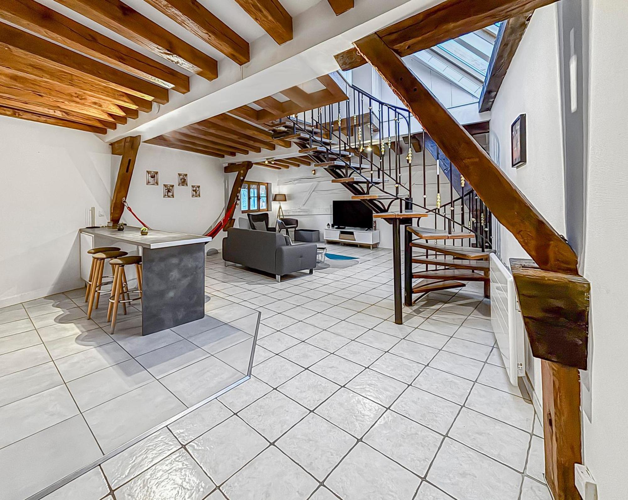 Spacieux & Lumineux Avec Smart Tv Et Wi-Fi Rapide Troyes Exterior photo